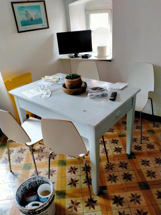 Trilocale In Dimora Tipica Apartment Montale  ภายนอก รูปภาพ
