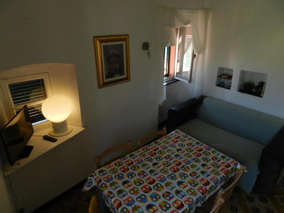Trilocale In Dimora Tipica Apartment Montale  ภายนอก รูปภาพ